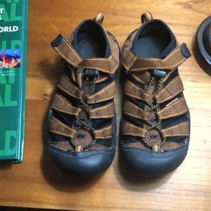 KEEN Newport H2 Sport Sandal Youth Us 3/EU35